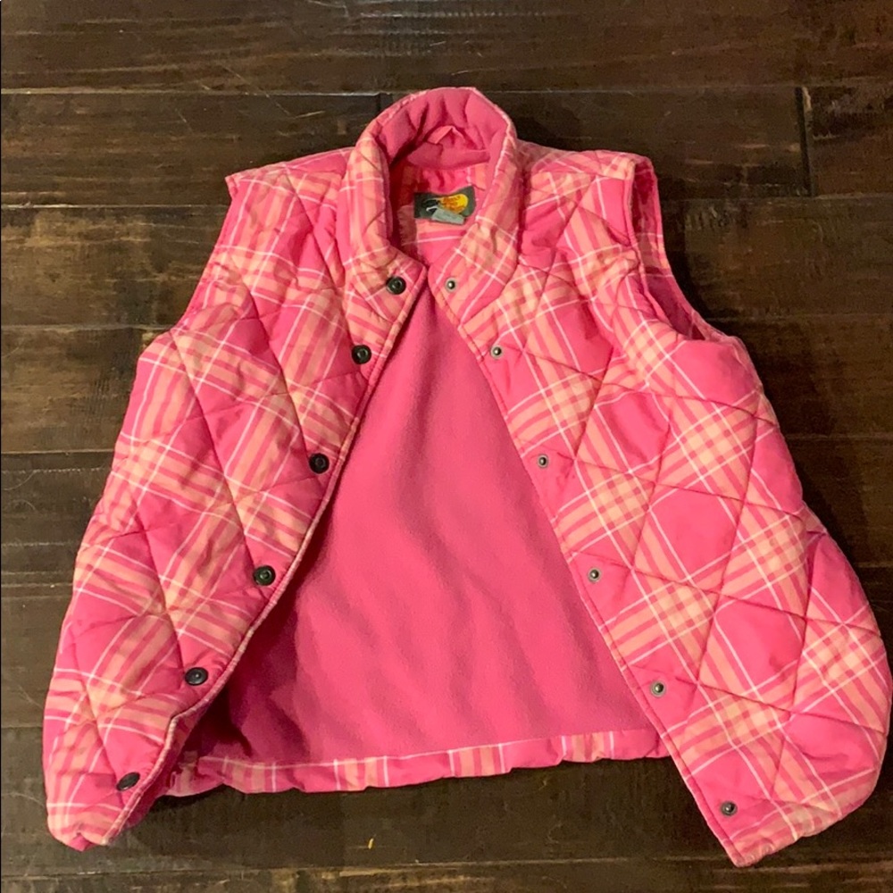 Pink bass pro shops vest